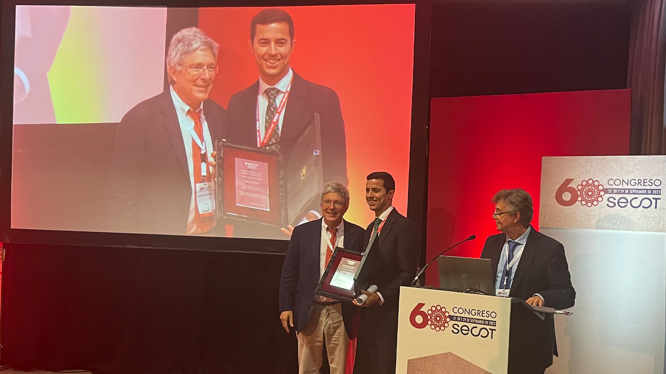 El Dr. David González Martín, del Hospital Campo Grande y Origen, recibe el premio al Mejor Cirujano Ortopédico y Traumatólogo MIR de España
